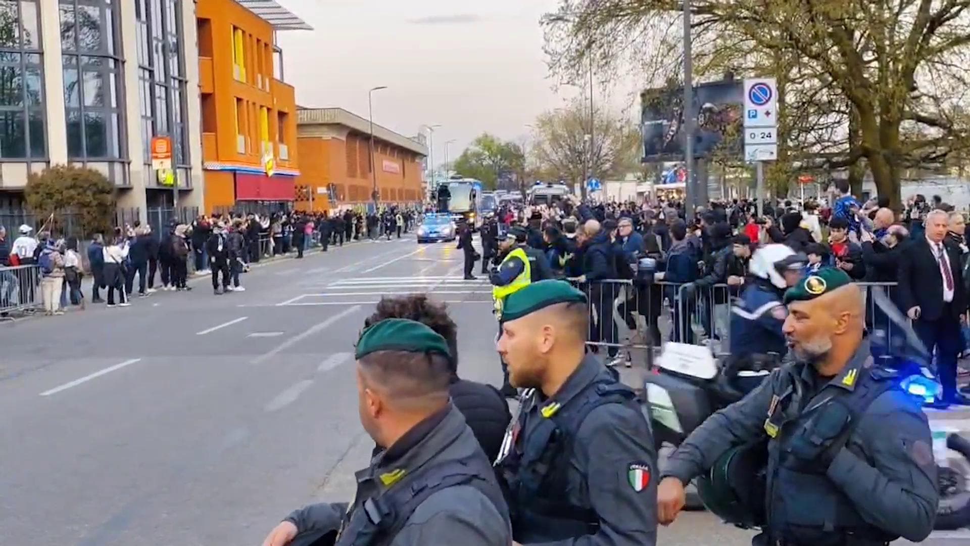 Caso Curve, Inzaghi e Calhanoglu patteggiano una giornata di squalifica