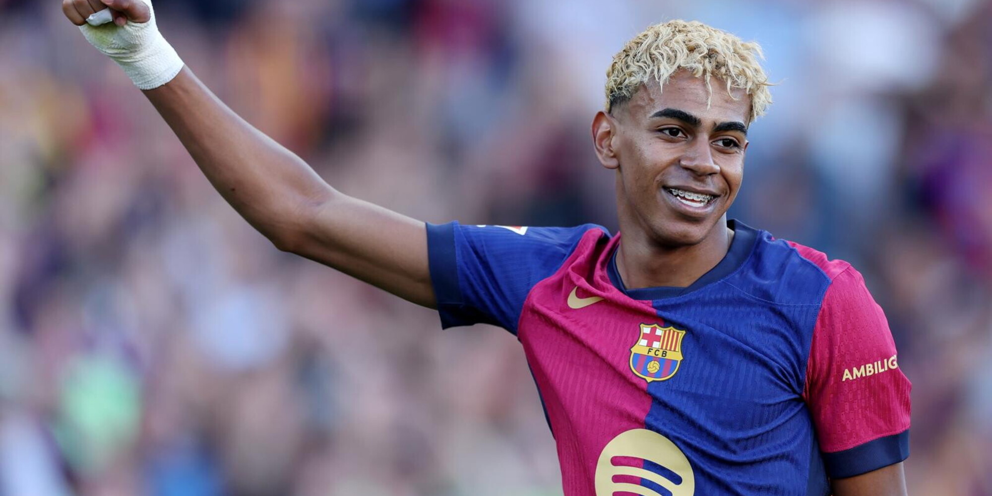 Numeri, la 10 e il paragone con Messi: Yamal, il mister miliardo che ha rinnovato col Barca