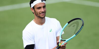 Jannik Sinner in allenamento a Wimbledon