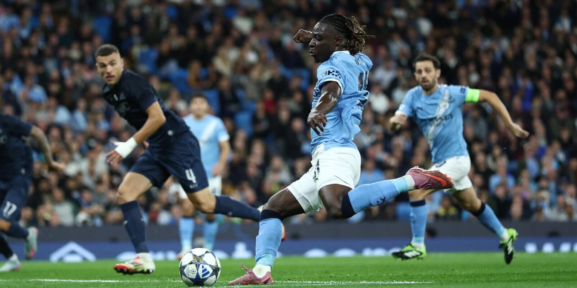 Di Lorenzo espulso, De Bruyne sostituito dopo 25': la serata amara del Napoli a Manchester