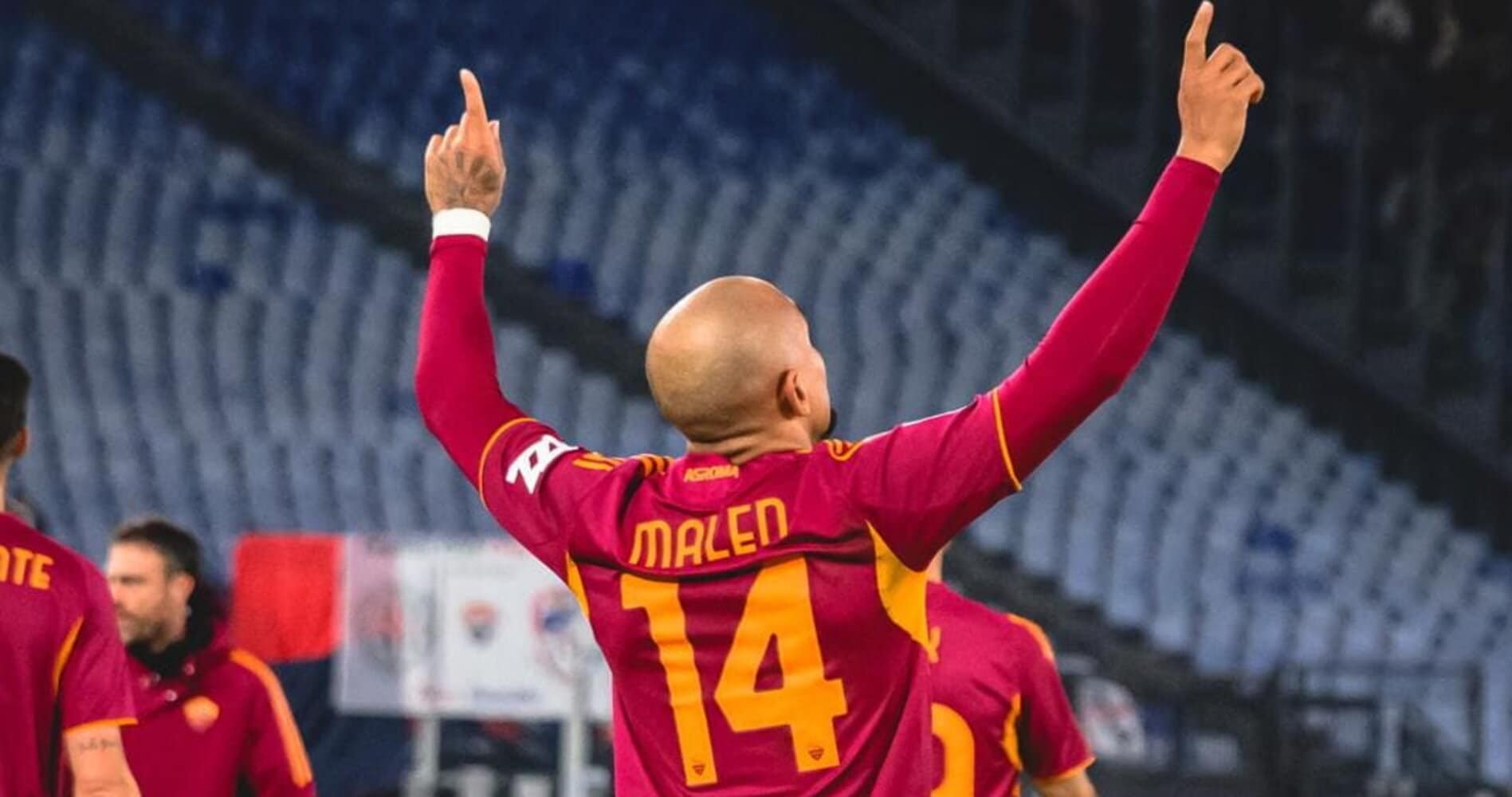 Uragano Malen, una doppietta dell'attaccante travolge il Cagliari: Gasperini aggancia la Juve al quarto posto