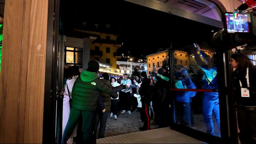 Federica Brignone a Casa Italia Cortina con i due ori al collo!