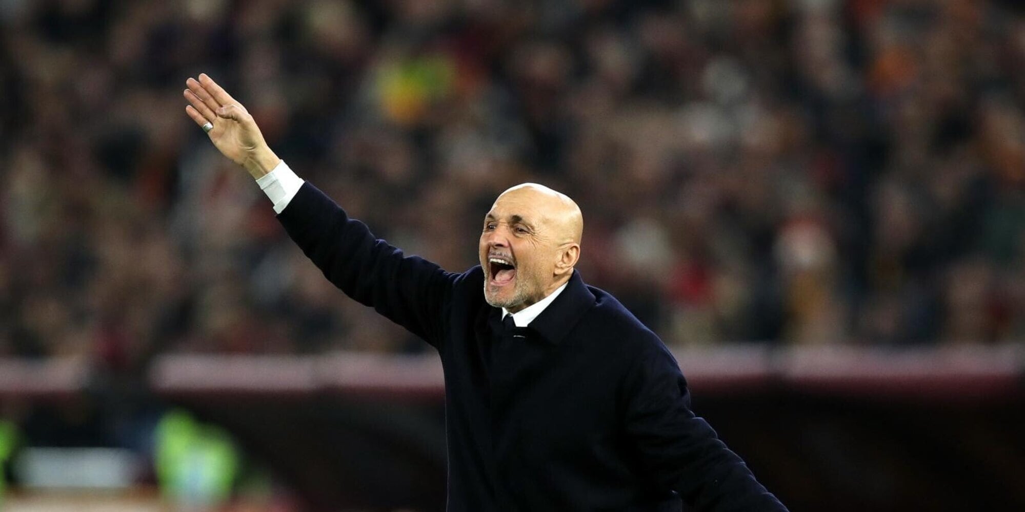 Incredibile all'Olimpico: Spalletti se la prende con la panchina della Roma e lo stadio inneggia a Totti