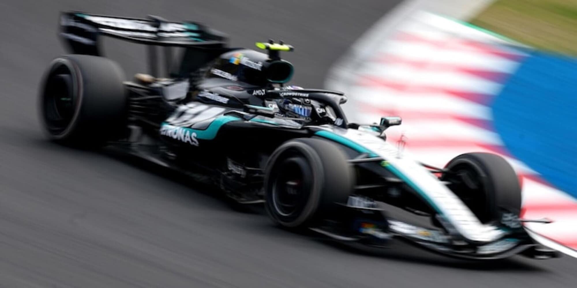 Antonelli vince il GP del Giappone. Ansia per le condizioni di Wesley