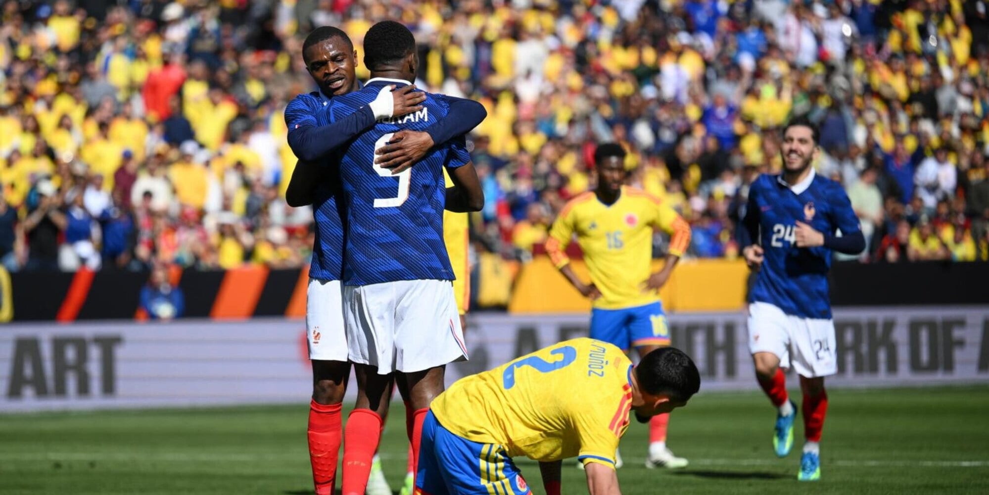 Tris della Francia in amichevole contro la Colombia: a segno anche Thuram
