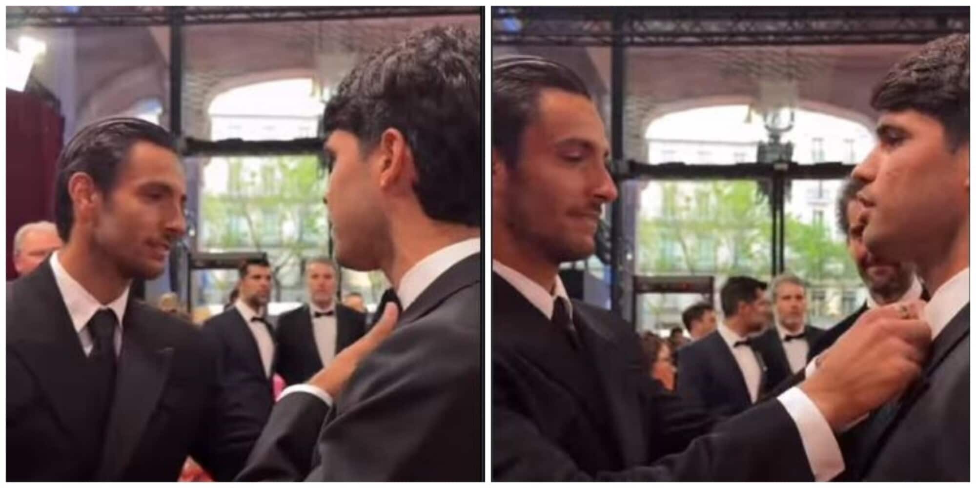 Musetti e il divertente siparietto con Alcaraz, gli sistema il papillon e lo spagnolo: "Non sono mica come..." 