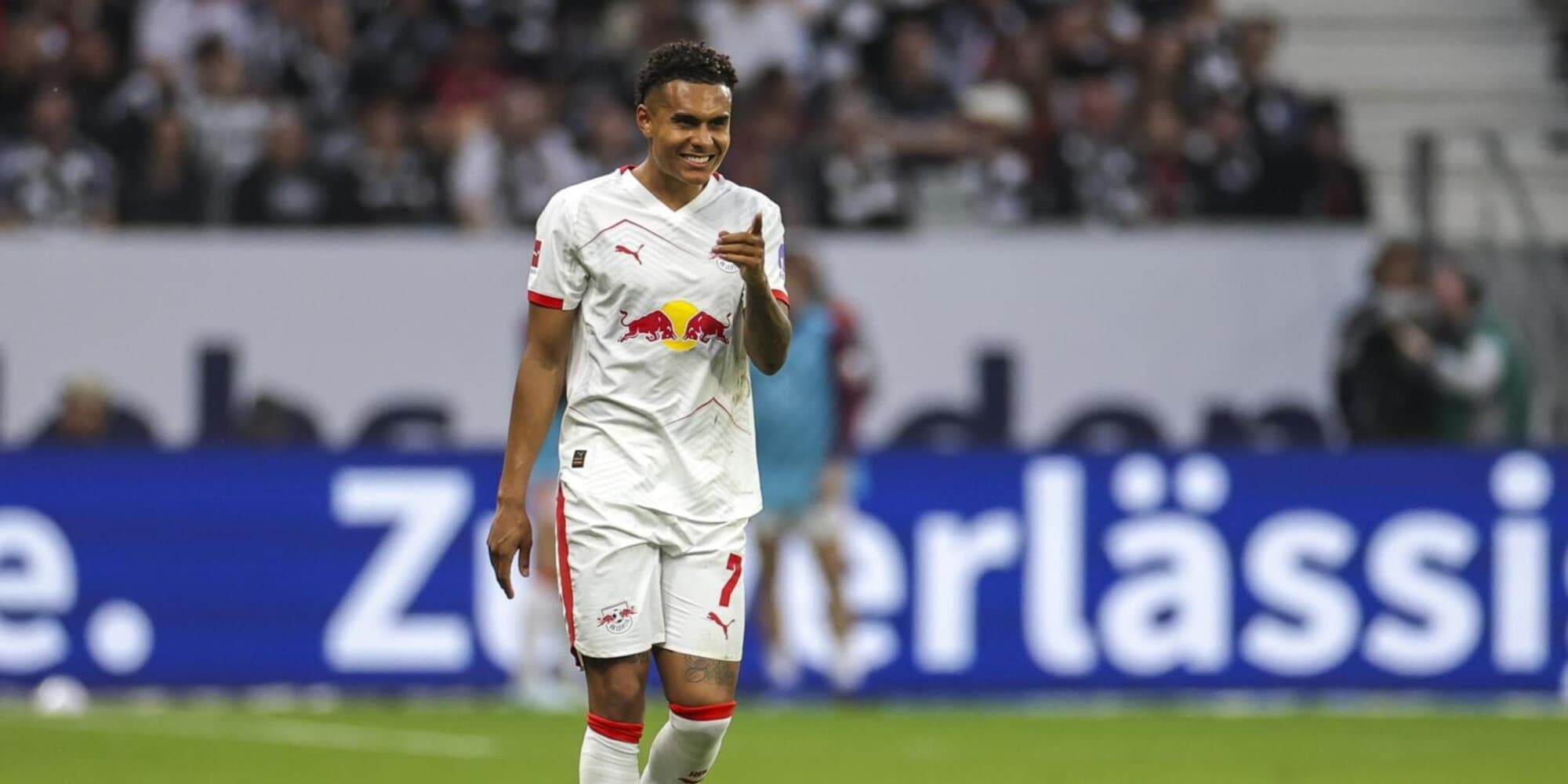 Mercato Roma, Koulierakis alla firma. Ora Nusa