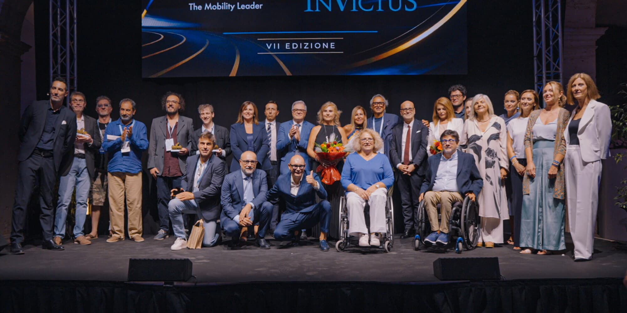 Cerimonia di premiazione a Cisterna di Latina, libro vincitore e giuria selezionata