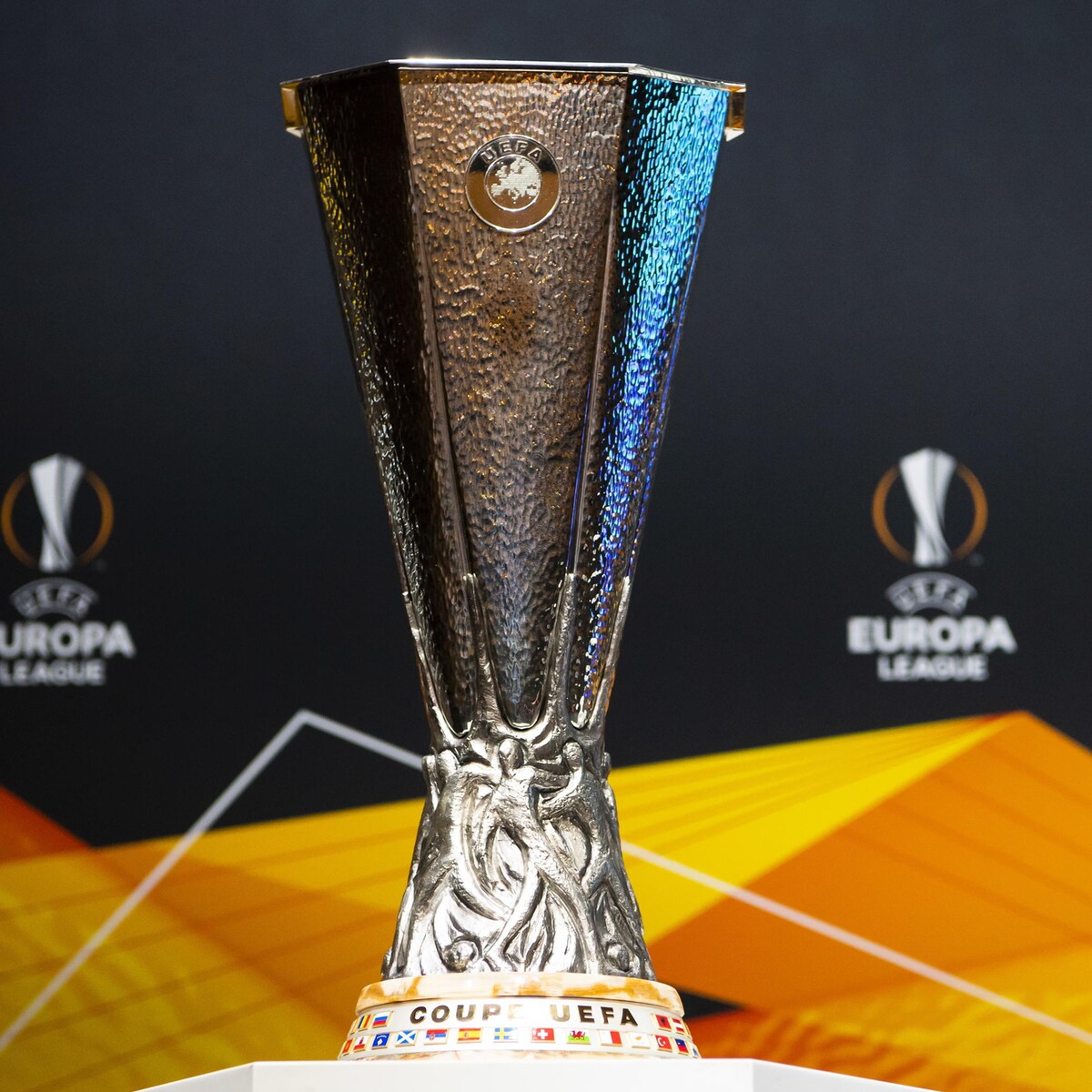 Sorteggi Europa League La Roma Pesca Lo Shakhtar Milan Con Lo United