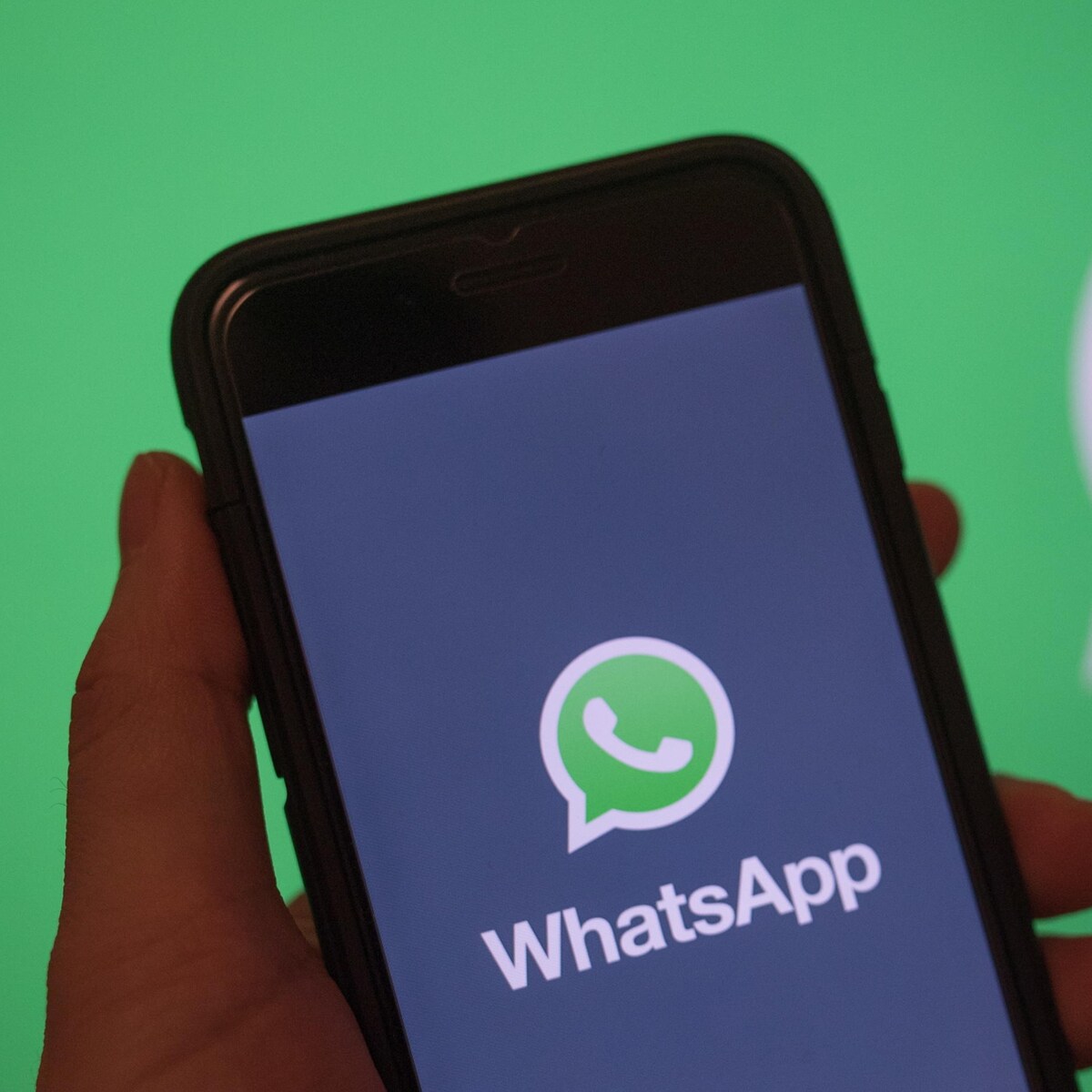 whatsapp 15 maggio aggiornamento cosa succede se non si accetta
