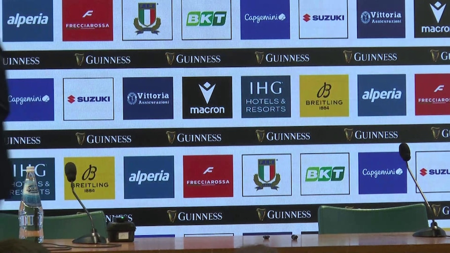 Rugby, Quesada e Lamaro accolti dall'applauso della sala stampa