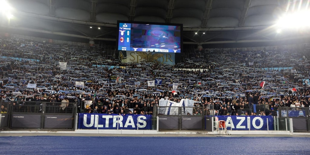 Lazio, il tifo organizzato lascerà ancora vuoto lo stadio Olimpico? "Trasferte mai messe in dubbio, in casa..."