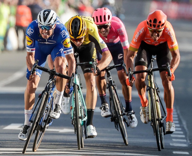 Ciclismo, Giro delle Fiandre: Stybar e Van Aert favoriti a 7,50