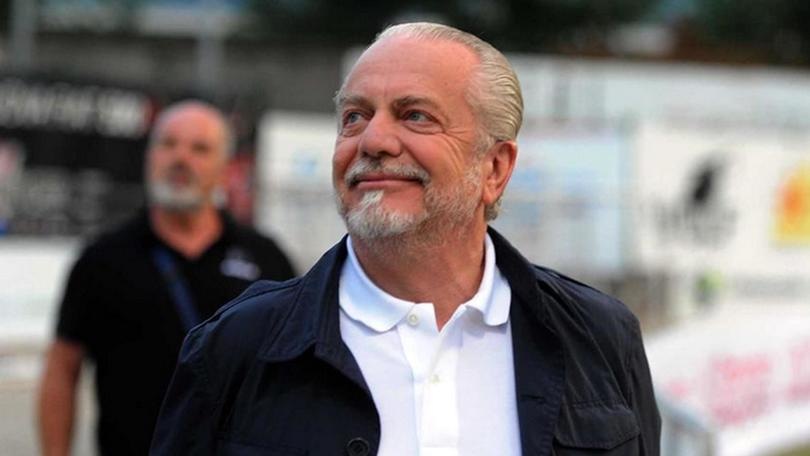 Calciomercato Napoli, nuovo incontro per Icardi: De Laurentiis tratta con Wanda Nara