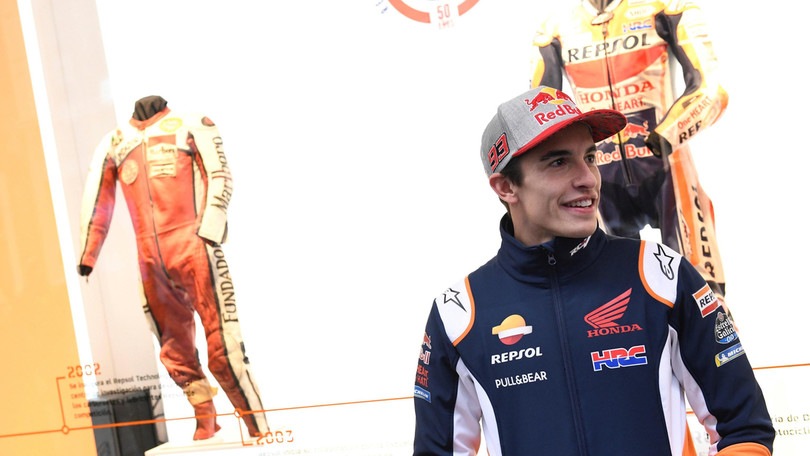 MotoGp: Marquez festeggia a Cervera con i suoi tifosi