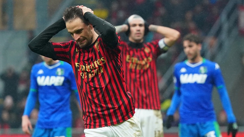 Milan costretto al pari dal Sassuolo, gioia Bologna: 2-1 all’Atalanta