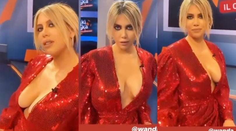 Wanda Nara, scollatura super per l'ultima del 2019 a Tiki Taka
