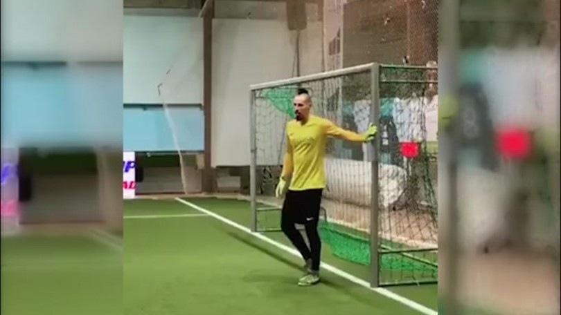 Che parate per Hamsik!
