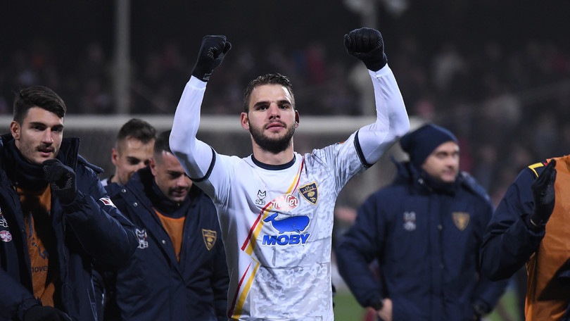 Lecce, Tachsidis negativo al Coronovirus