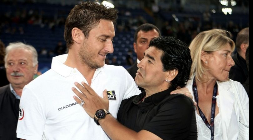 Totti e i campioni: da Maradona a Federer quanti applausi per il capitano della Roma