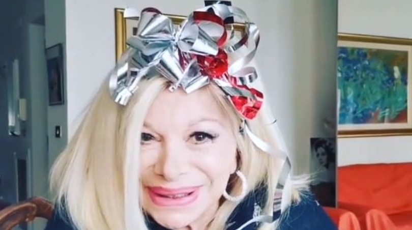 Sandra Milo choc: "Ricevo foto di membri maschili"!