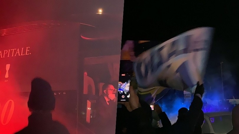 Lazio, la carica dei tifosi a Formello: cori e bandiere per salutare la squadra