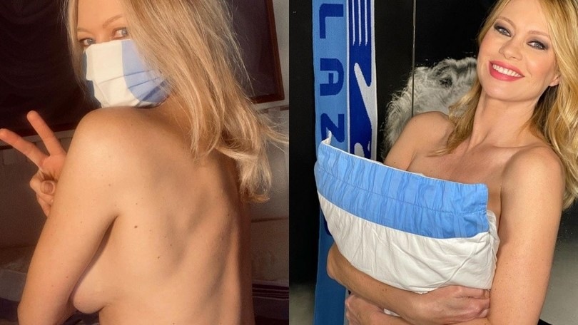 Anna Falchi e la foto per la Lazio: "Promessa mantenuta"