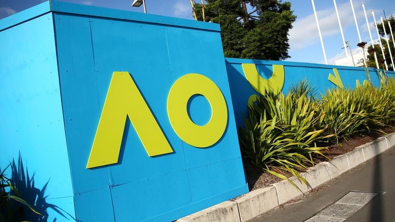 Australian Open, altri positivi al Covid a Melbourne