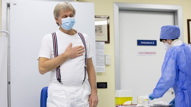 Covid, attenzione al mal di schiena: è un sintomo!