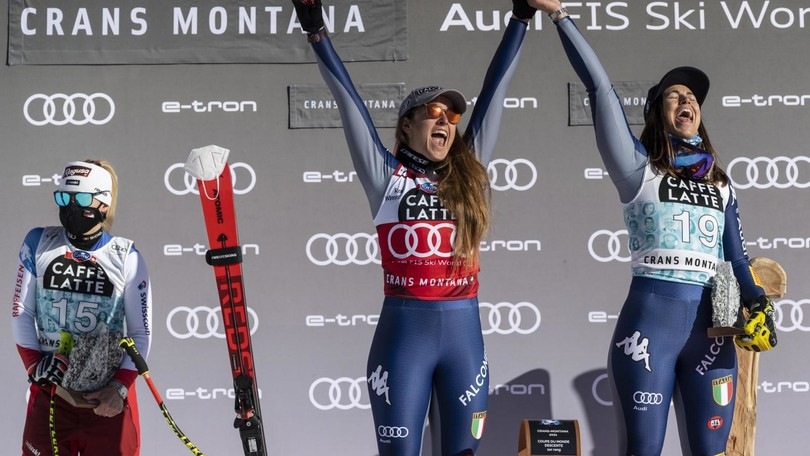 Sofia Goggia da impazzire! Primo posto e festa sul podio con la Curtoni