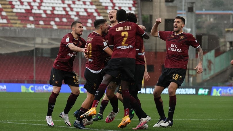 La Salernitana di Castori, la crisi di Breda e l'ultima curva all'Arechi