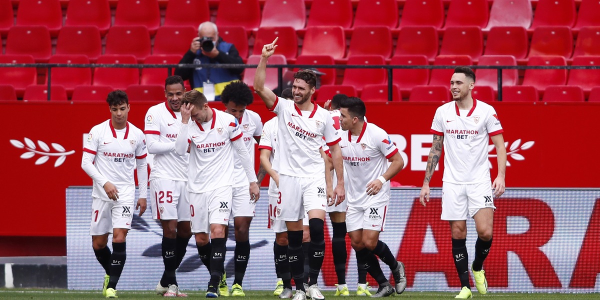 Il Siviglia attende Gomez e vola ai quarti di Coppa del Re: Valencia ko
