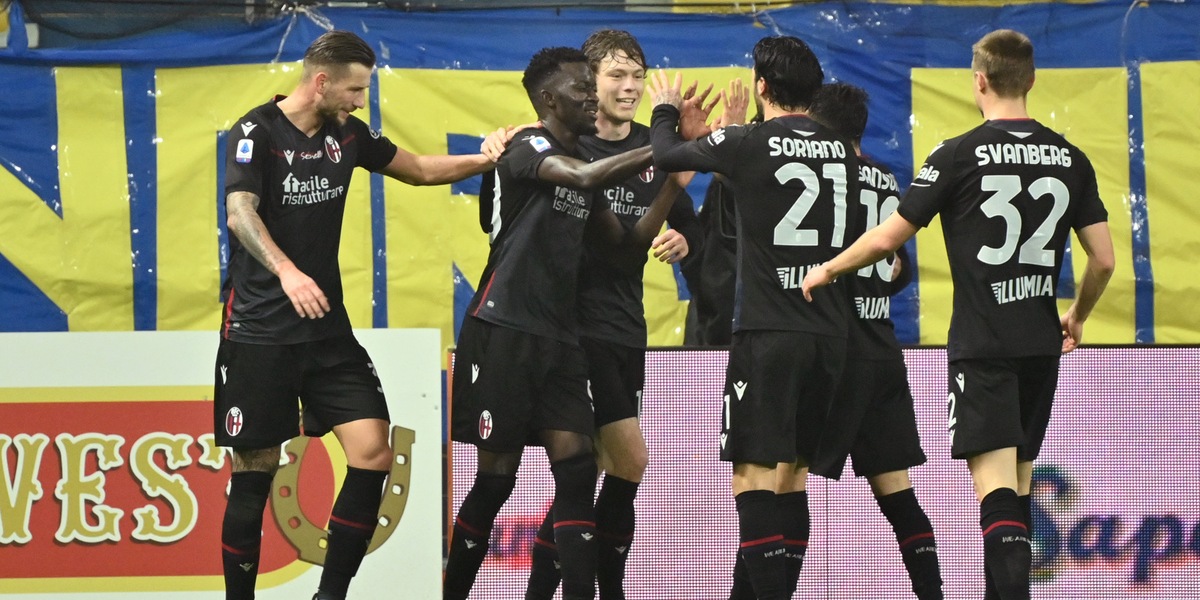 Parma-Bologna 0-3: doppio Barrow, Mihajlovic travolge D'Aversa