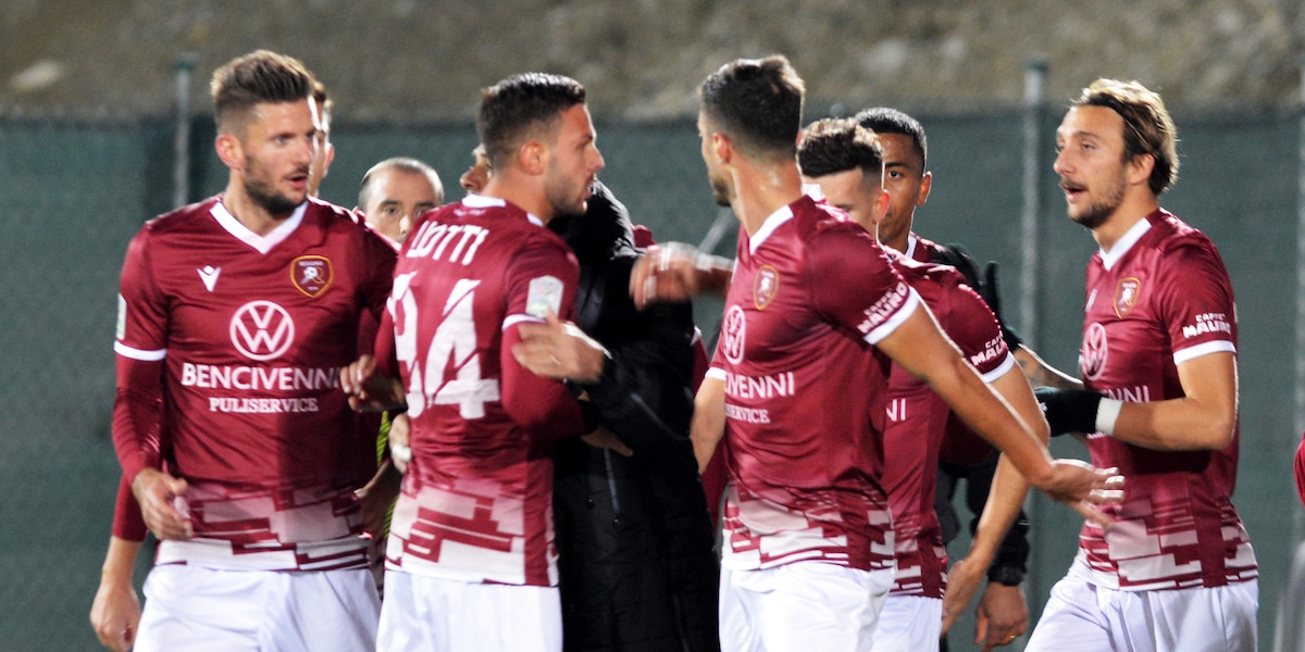 Diretta Reggina-Entella dalle 19: probabili formazioni e dove vederla in tv