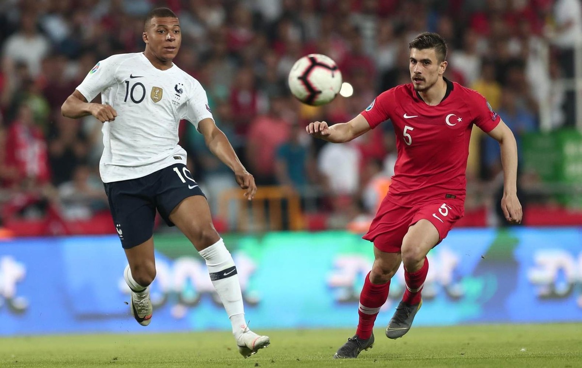 “La Lazio segue Tokoz del Besiktas”