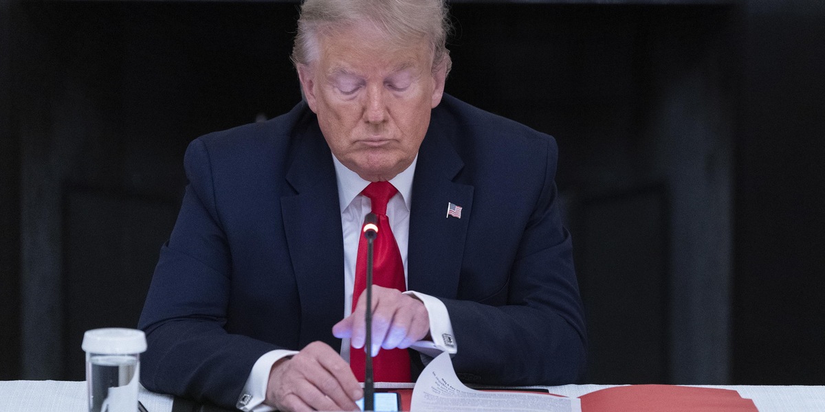 Trump choc, "poteva morire di Covid, non respirava più"