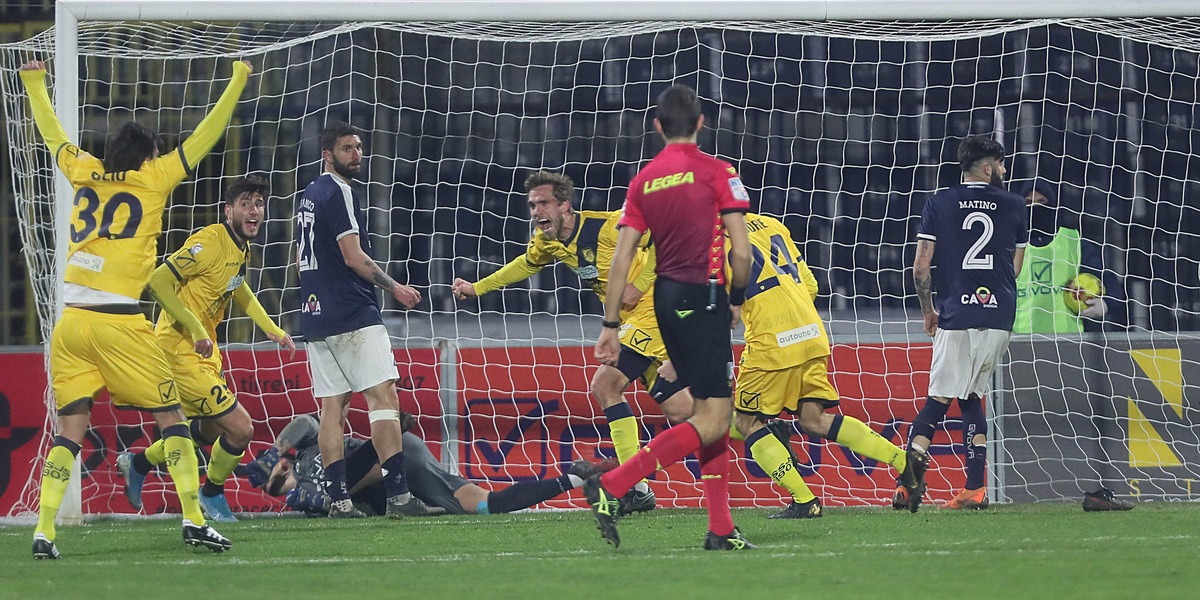 Serie C, la Juve Stabia rimonta la Cavese. Cade la Juve U23