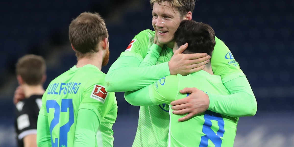 Bundesliga, il Wolfsburg vince 3-0 contro l'Arminia Bielefeld