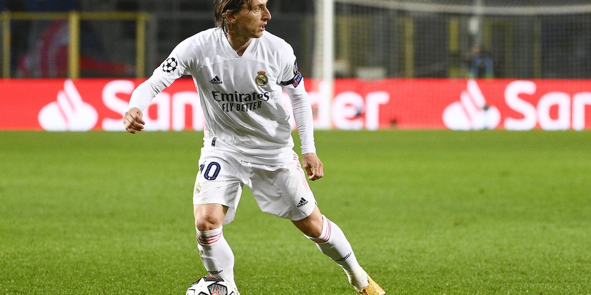 Modric regala maglia a oratorio di Bergamo