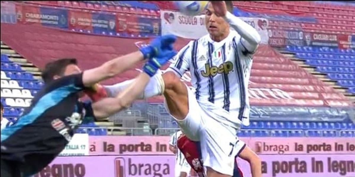 Moviola Cagliari-Juve: Cristiano Ronaldo doveva essere espulso!