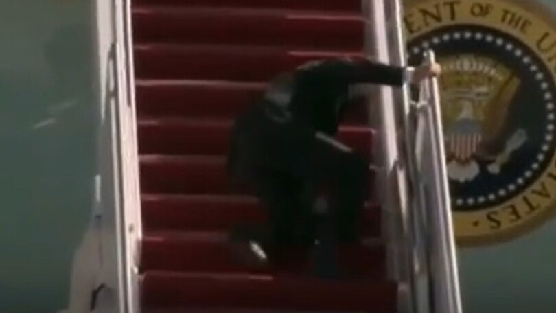 Biden, che scivolone per il  Presidente!