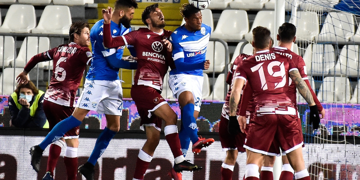 Calciomercato Serie B, Reggina: Vasic ceduto in Svezia