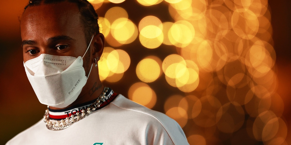 F1, Hamilton: "Bahrain? Non bisognerebbe gareggiare in paesi con problemi"