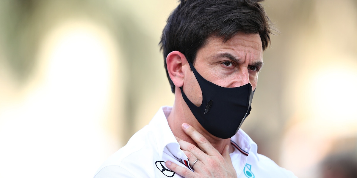 F1, Wolff: "Potremmo dover sostituire di nuovo il motore a Hamilton"