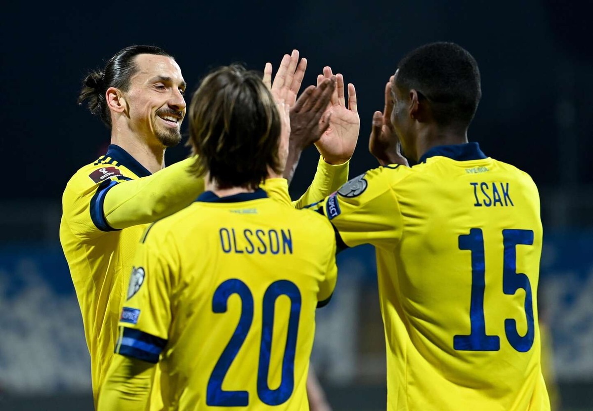 Ibra decisivo, super Lewa e gol di Elmas. 8-0 della Danimarca!