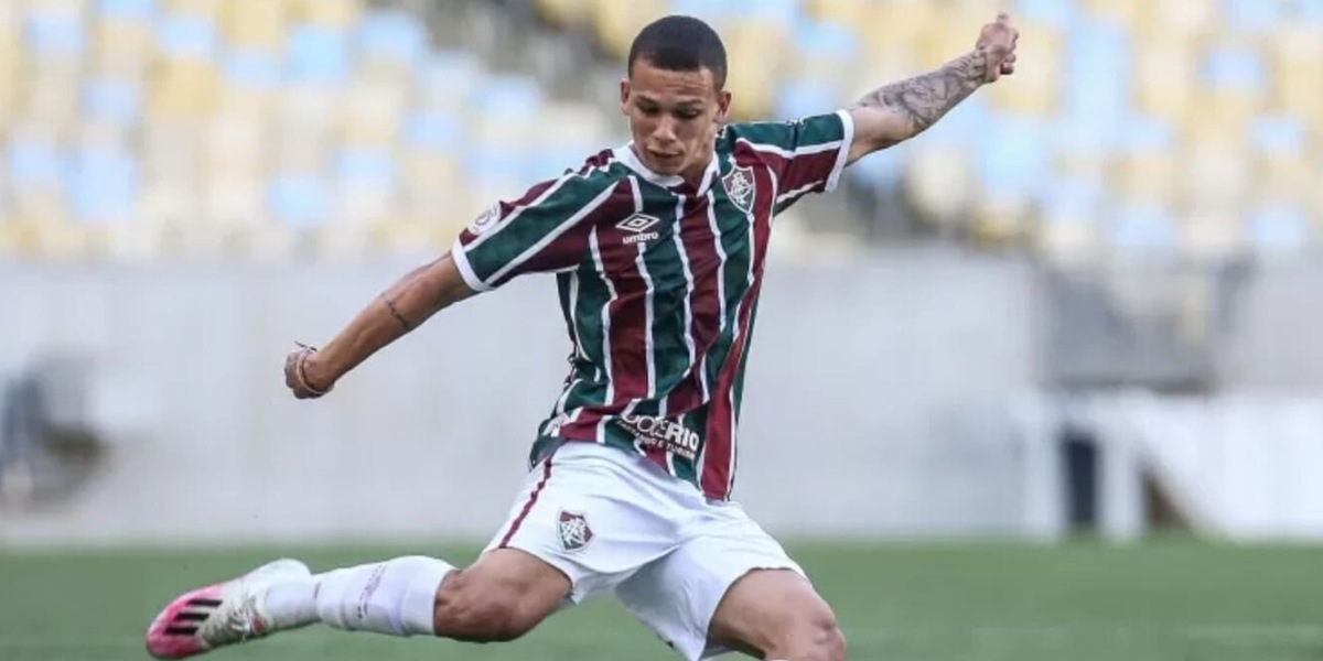 Calegari, la Fiorentina prepara l’offerta per il Fluminense