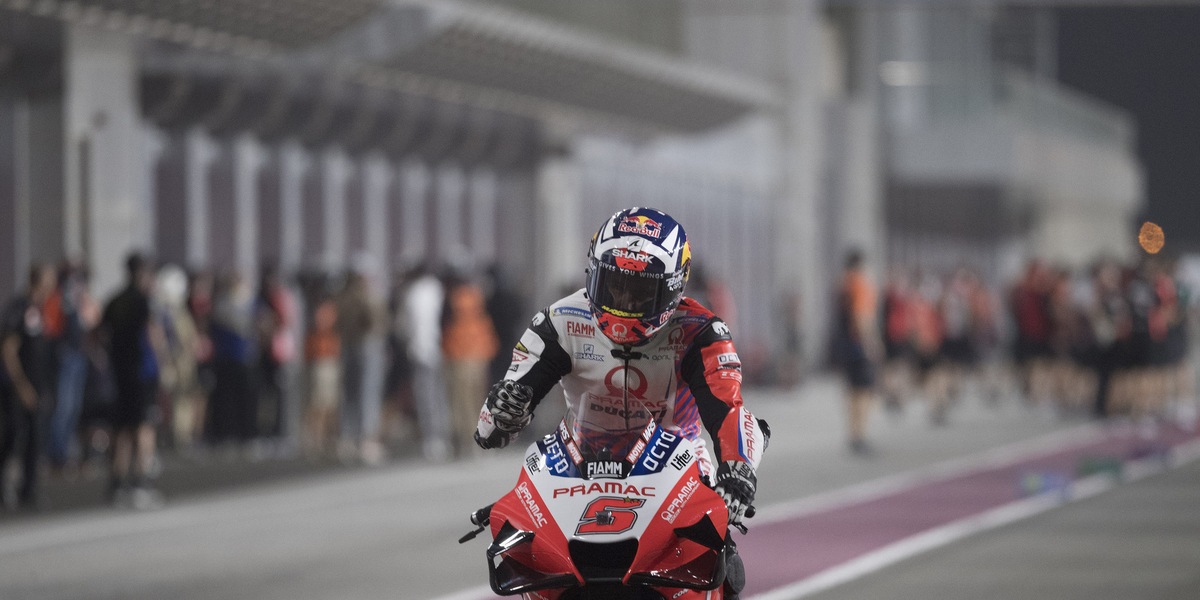 MotoGp, Gp Doha: Zarco comanda il warm-up, Valentino Rossi 18°