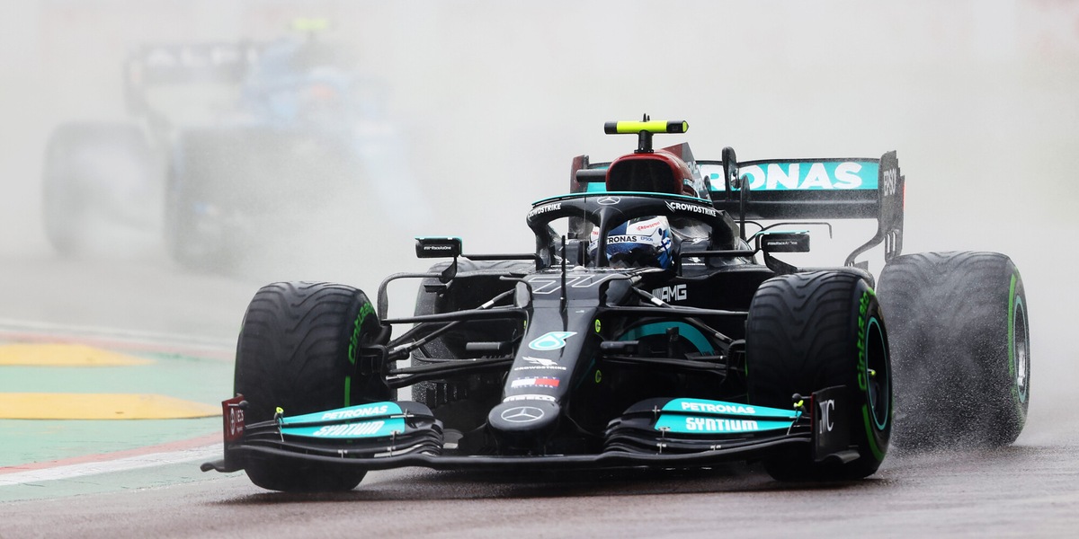 F1, power unit Mercedes danneggiata irreparabilmente dopo l'incidente di Bottas