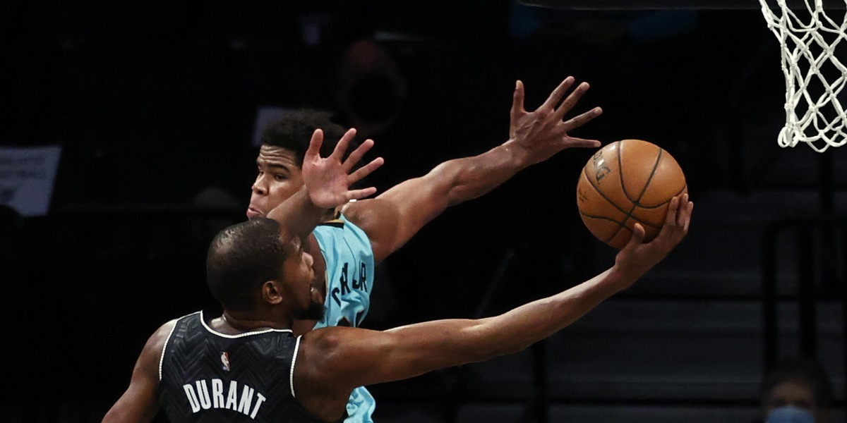 Nba, Durant trascina i Nets. Bucks e Warriors ko