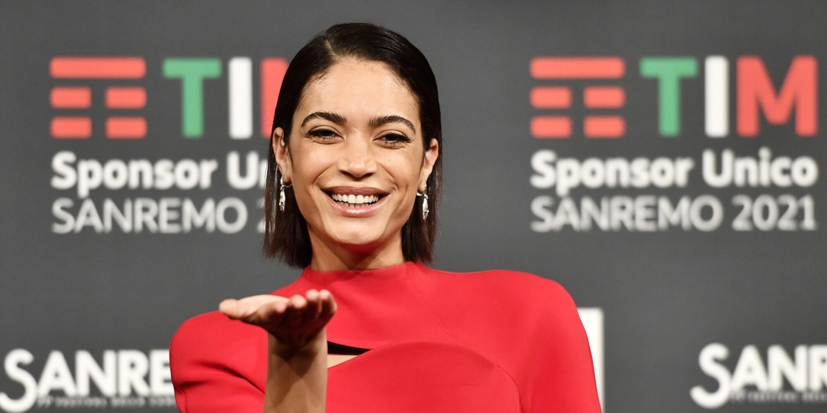 Elodie si dà alla recitazione, pronta per il cinema: "Orgogliosa ed emozionata"